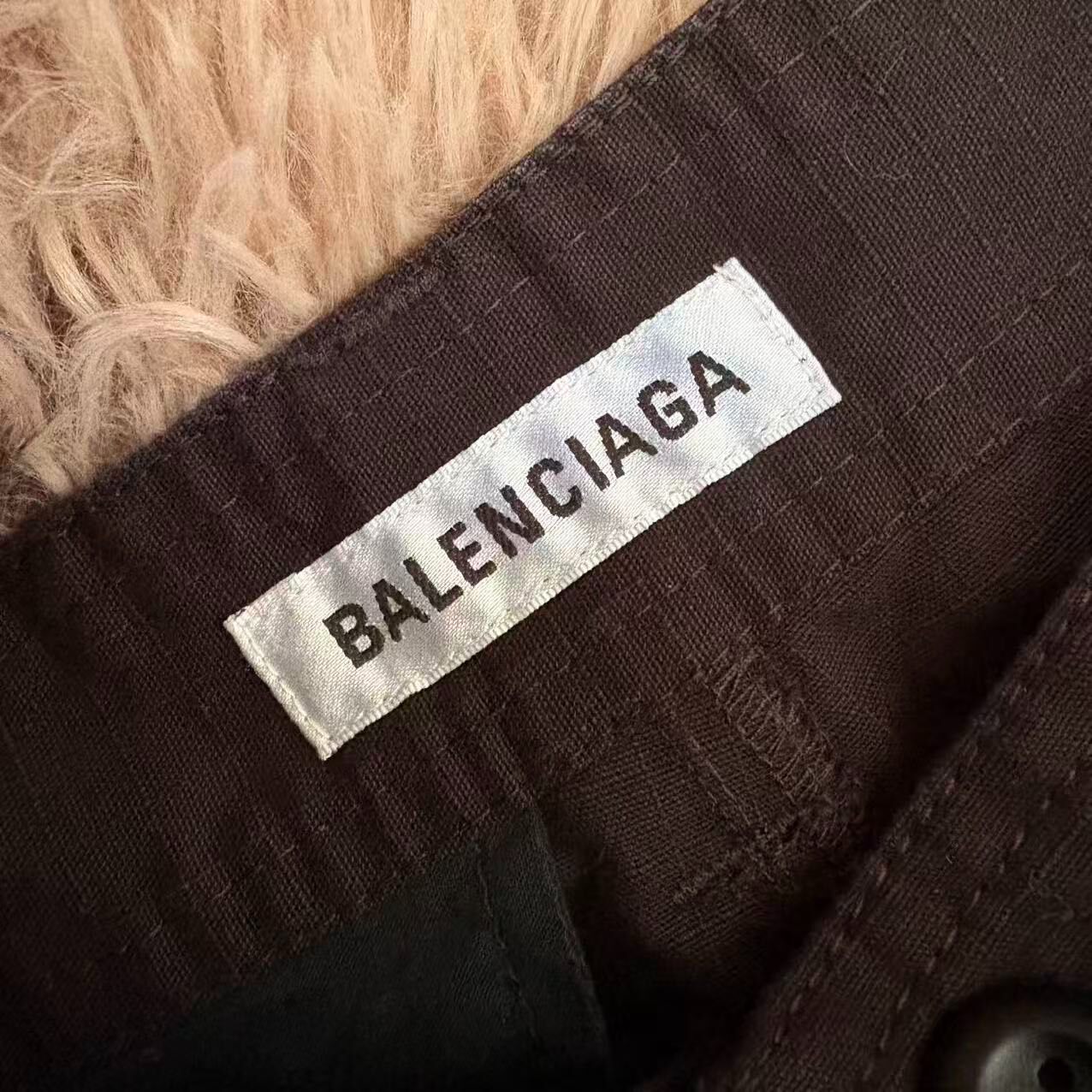 Balenciaga Tiered Cargo Skirt Adjustable — detail