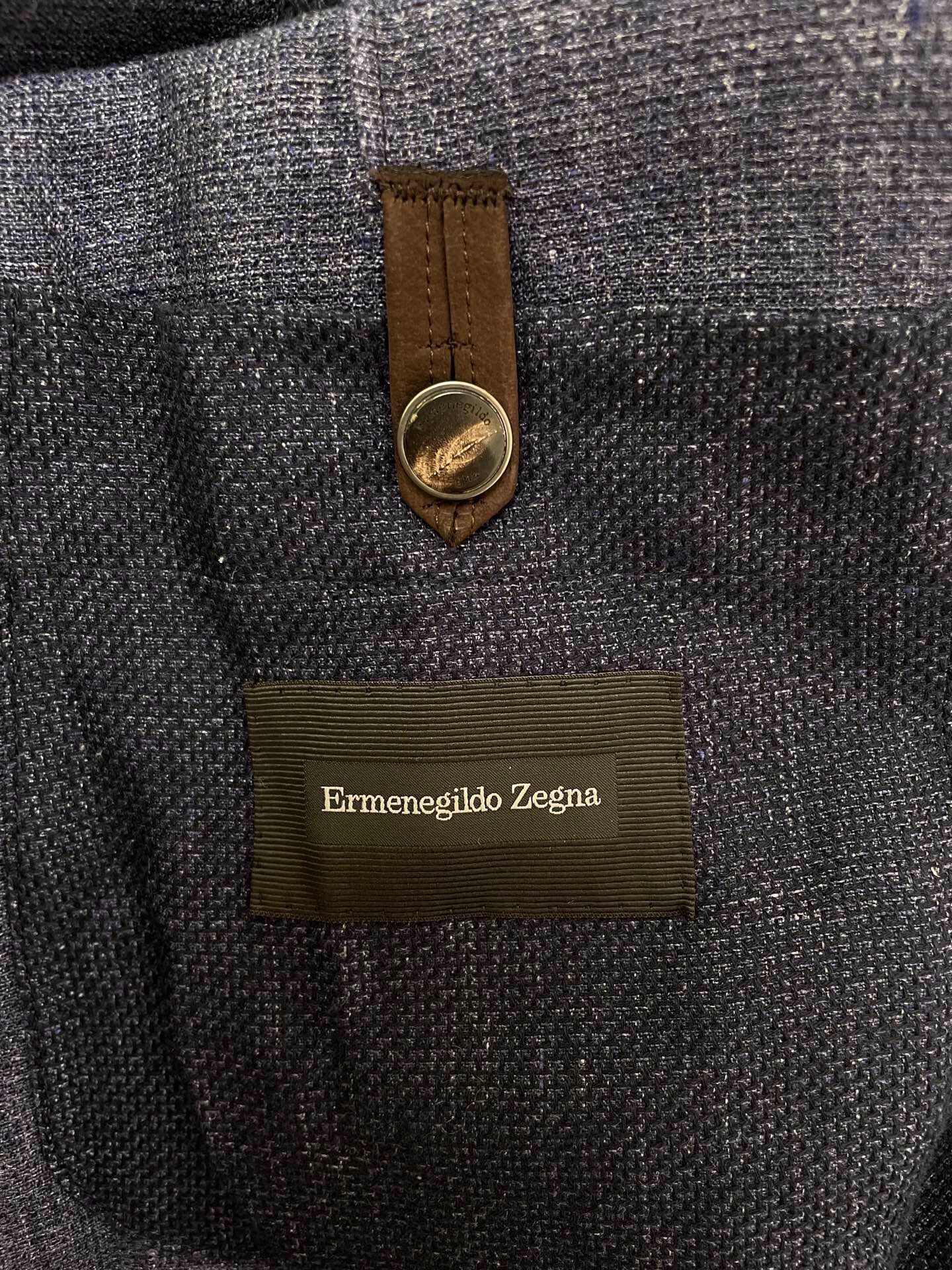 Zegna Navy Silk Blazer New — detail