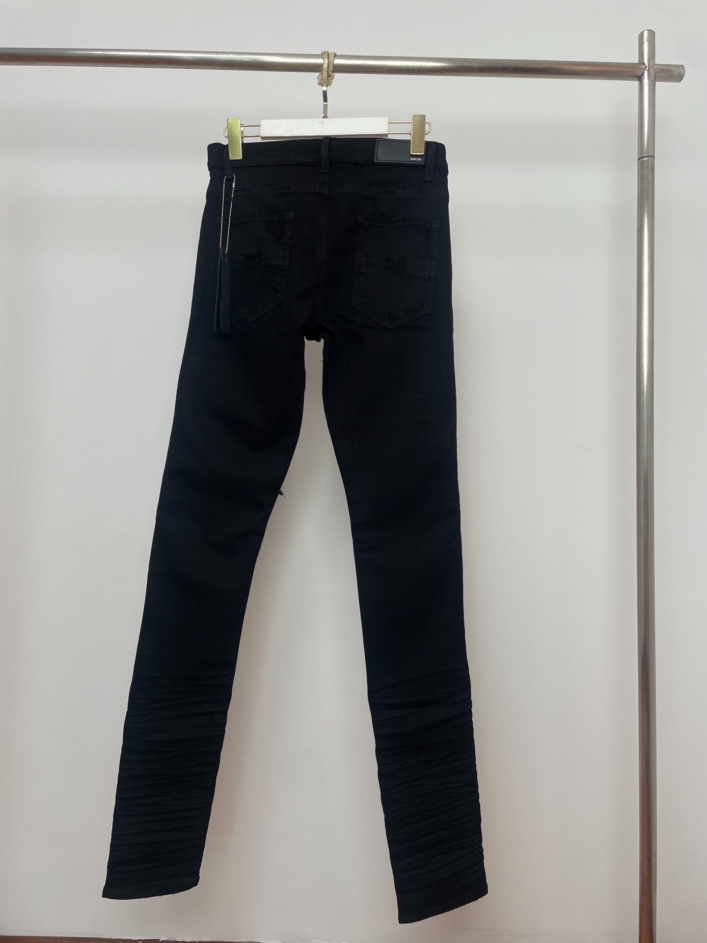 Amiri Black Distressed New Jeans — front