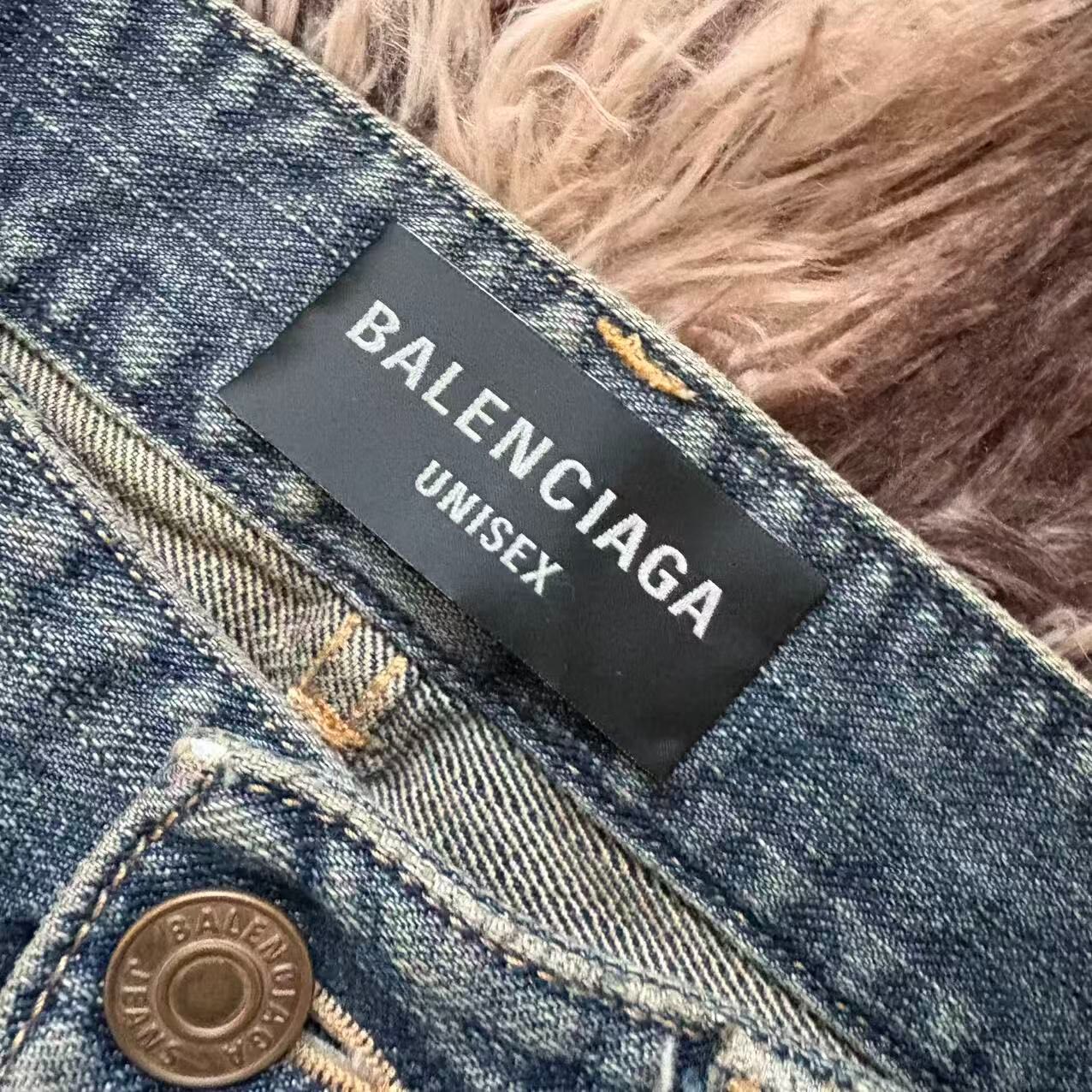 Balenciaga 23AW Bootcut Jeans — detail