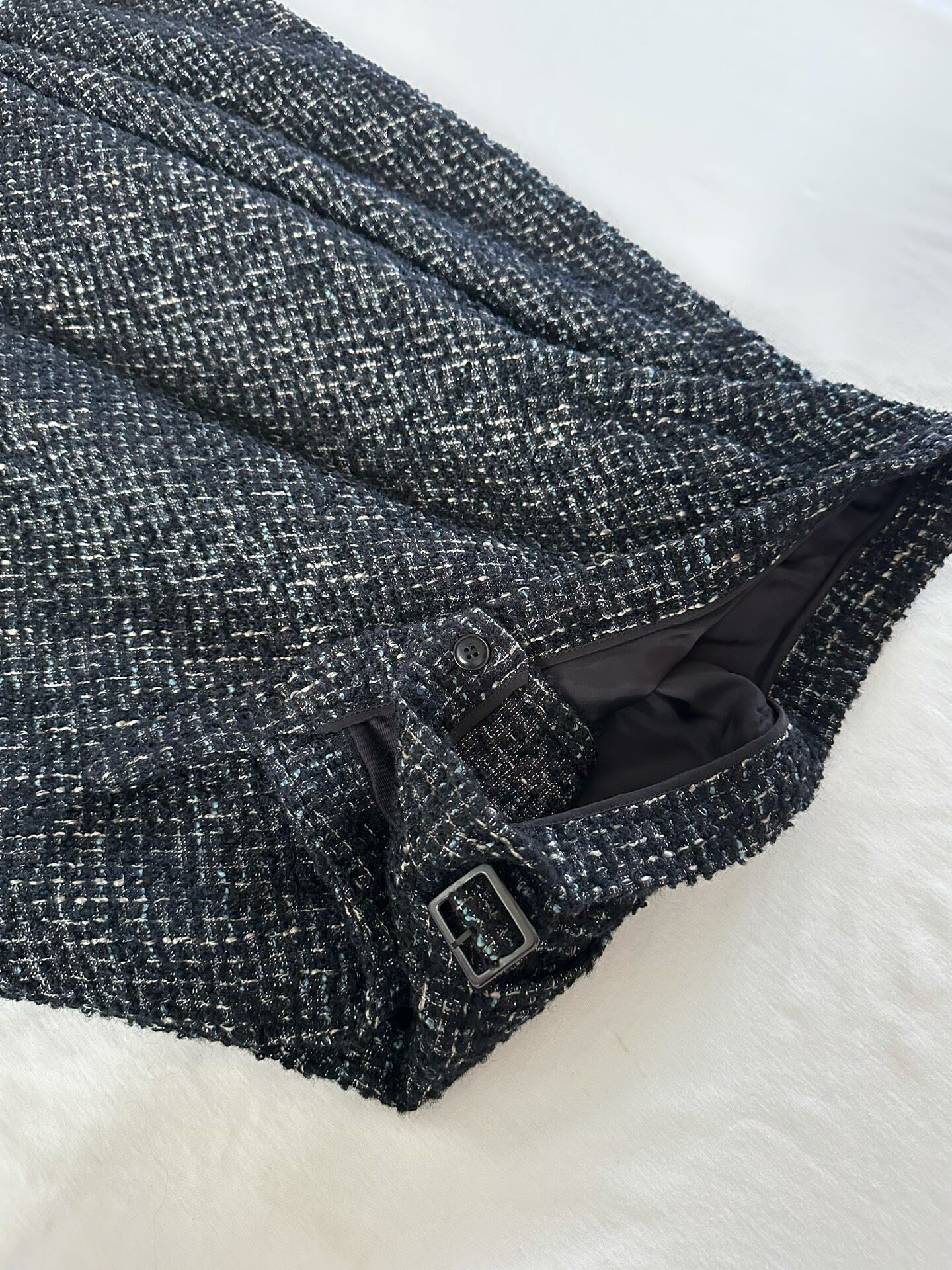 Y's Black Flared Wool Skirt — label