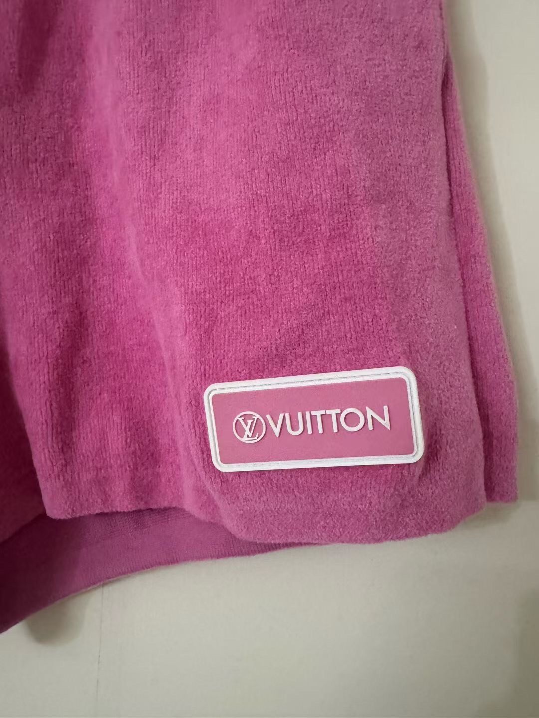 Louis Vuitton Pink Knitted Shorts — detail