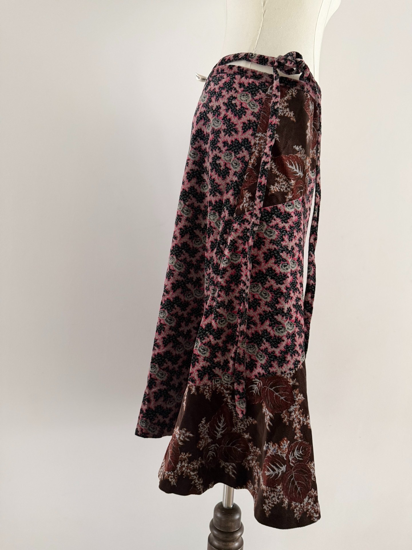 Comme des Garçons Patchwork Floral Apron — detail