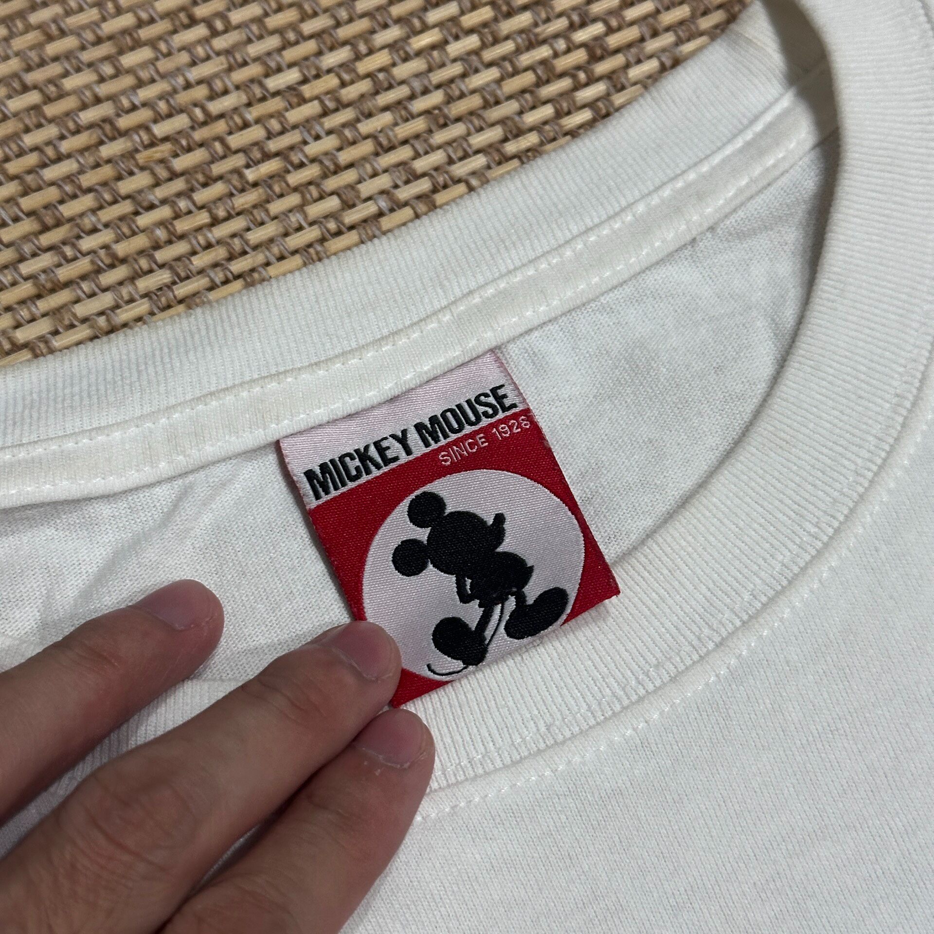 JOURNAL STANDARD x Disney Mickey Tee — label
