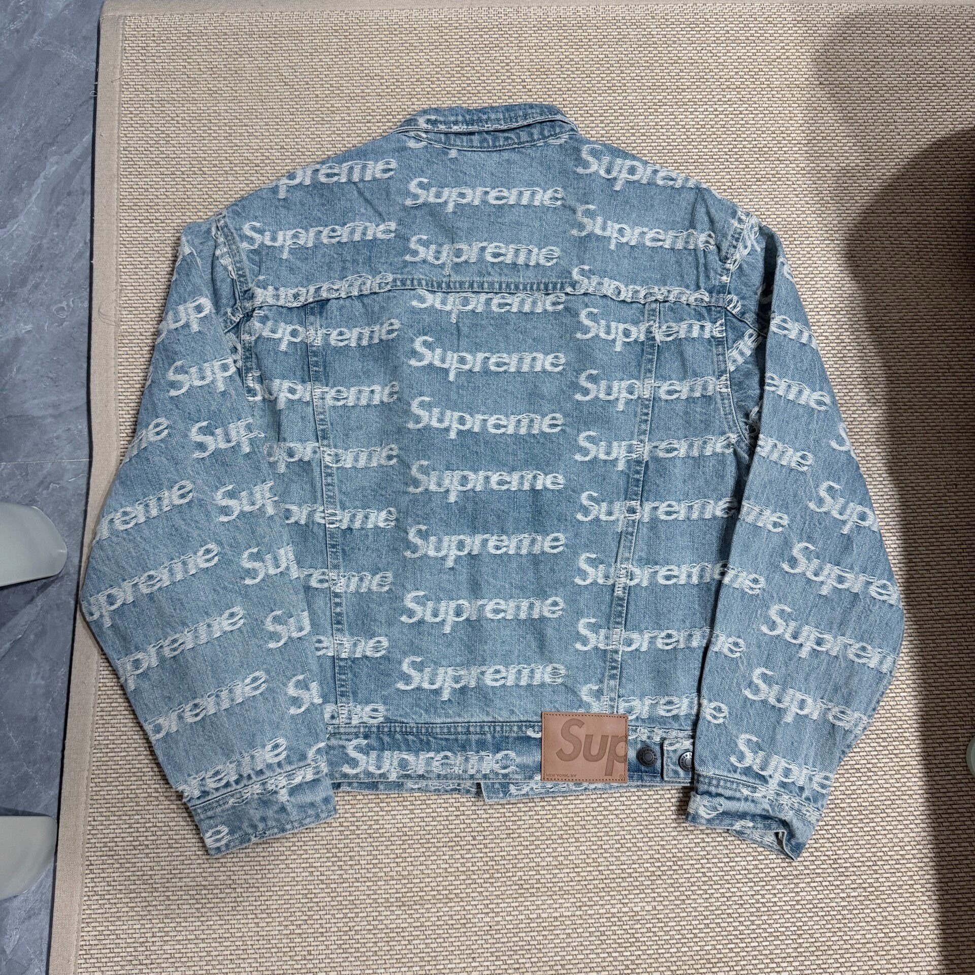 Supreme Week10 Frayed Logos Denim Jacket — front