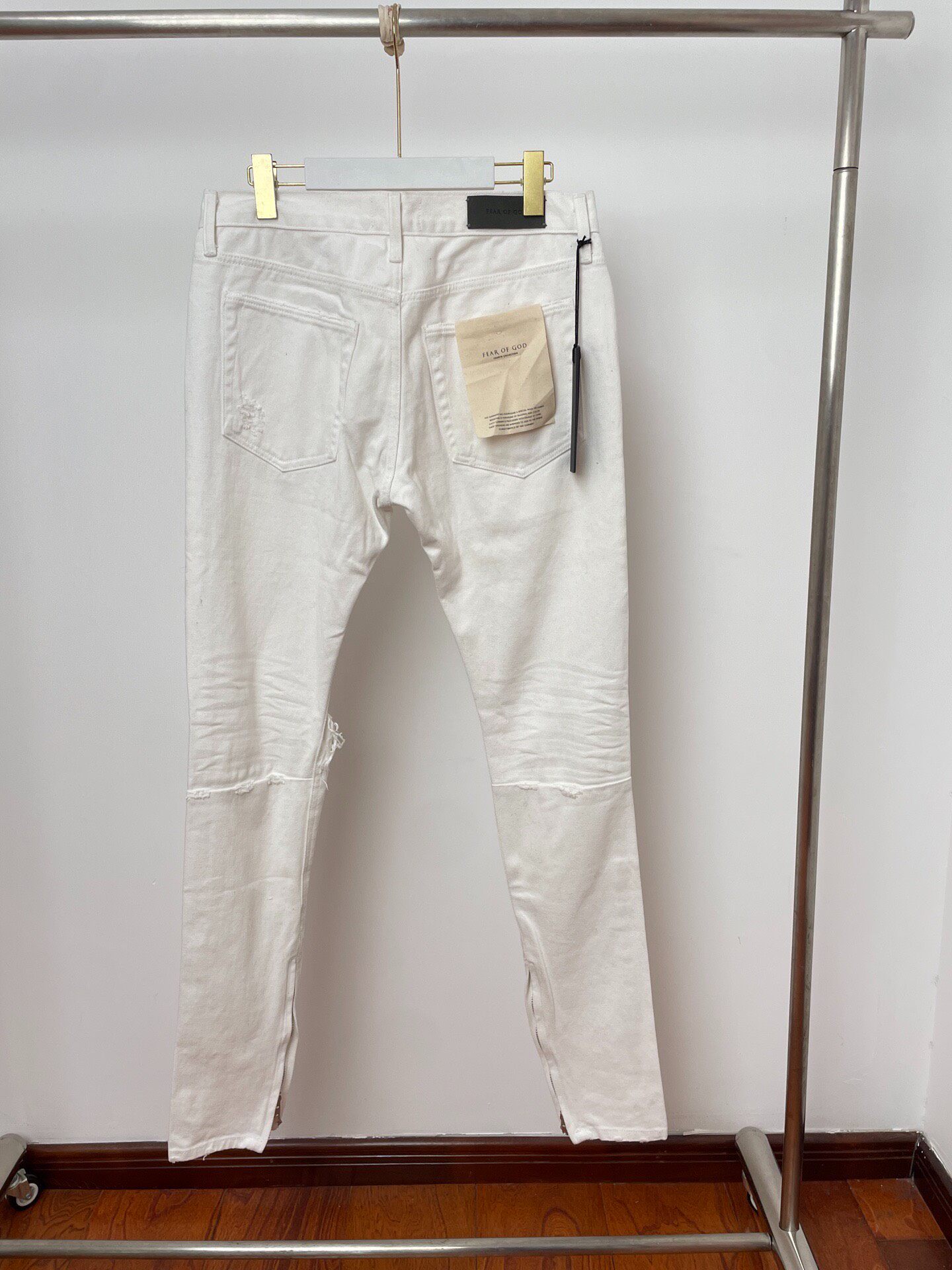 Fear of God 4th Maxfield White Jeans — front
