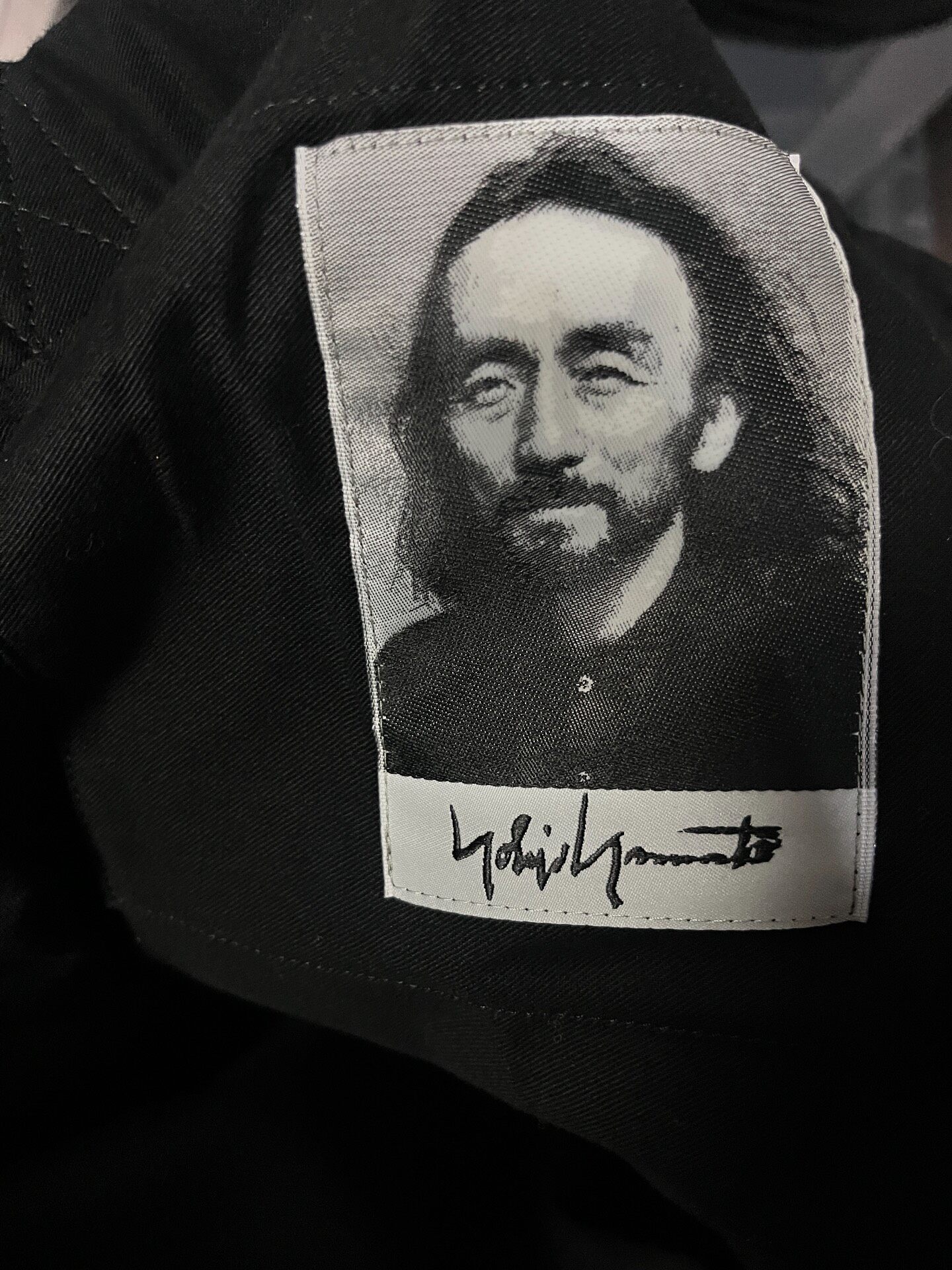 Yohji Yamamoto Limited Leather Tote — detail