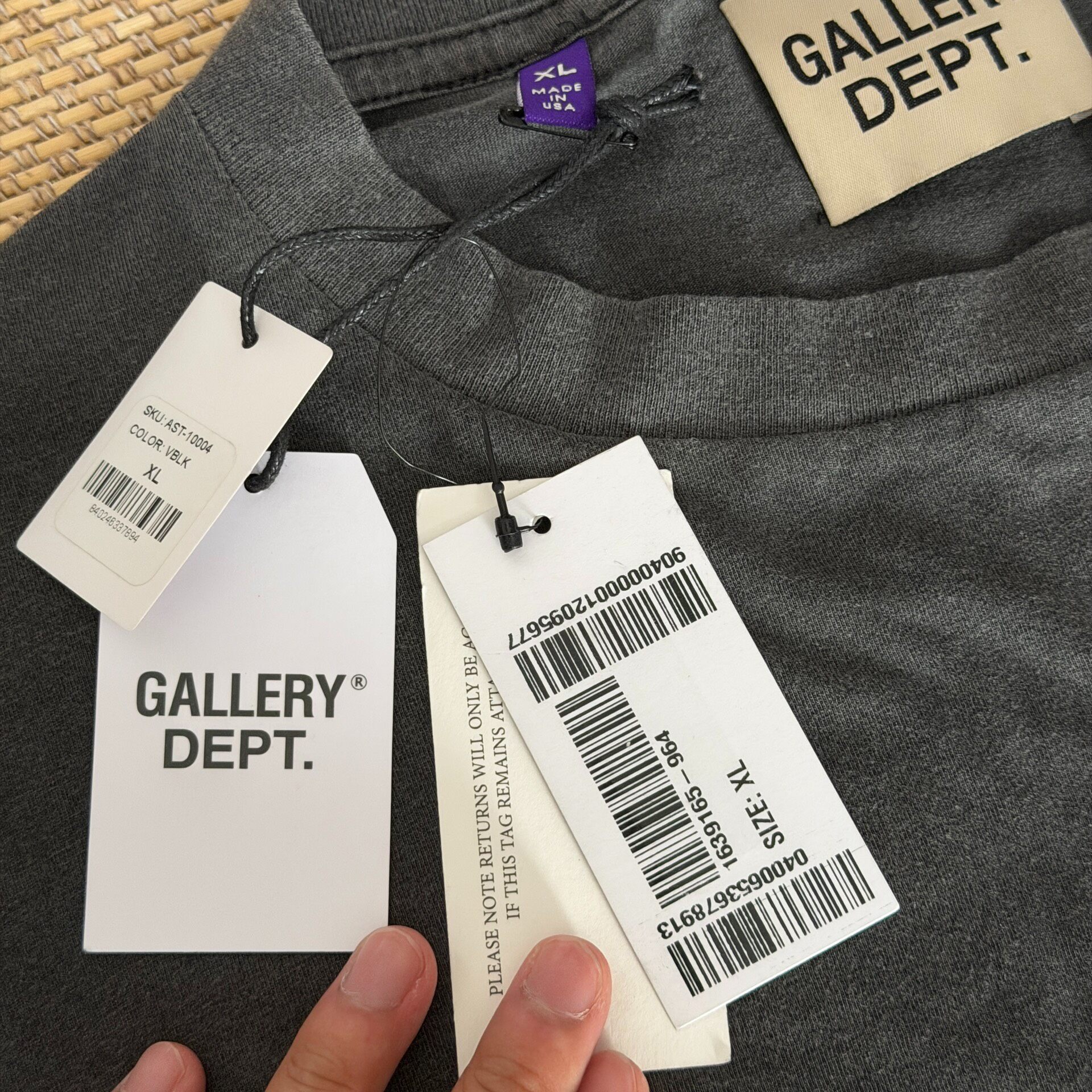 Gallery Dept Charcoal Gray Sleeveless Vest — detail