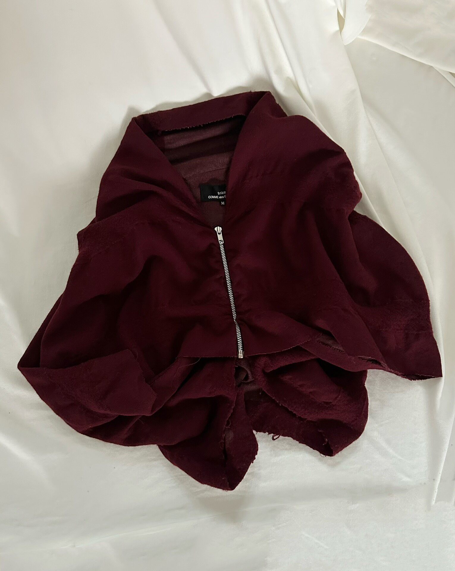Comme des Garcons Wool Cape Top — label