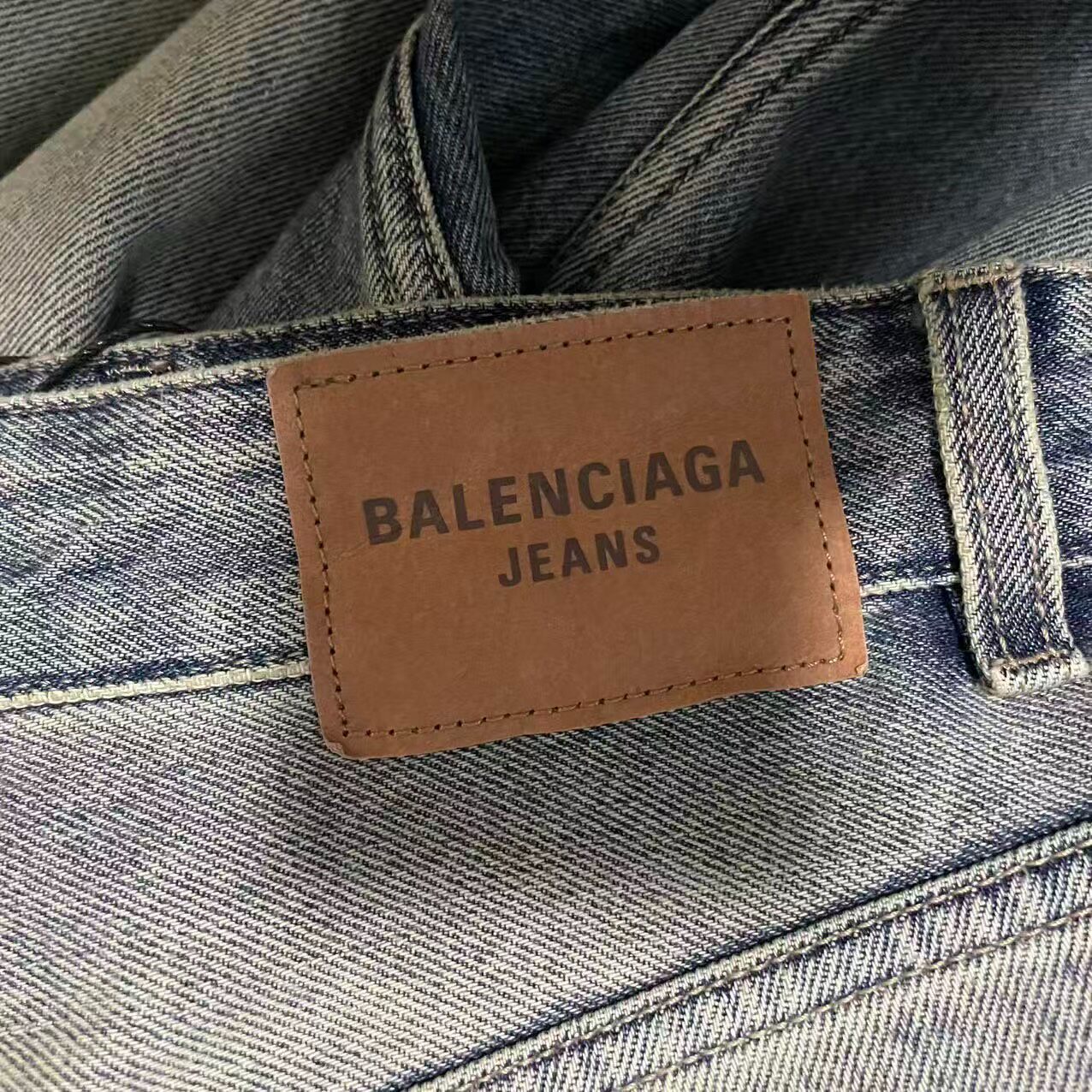 Balenciaga FW24 Wash Baggy Jeans — detail