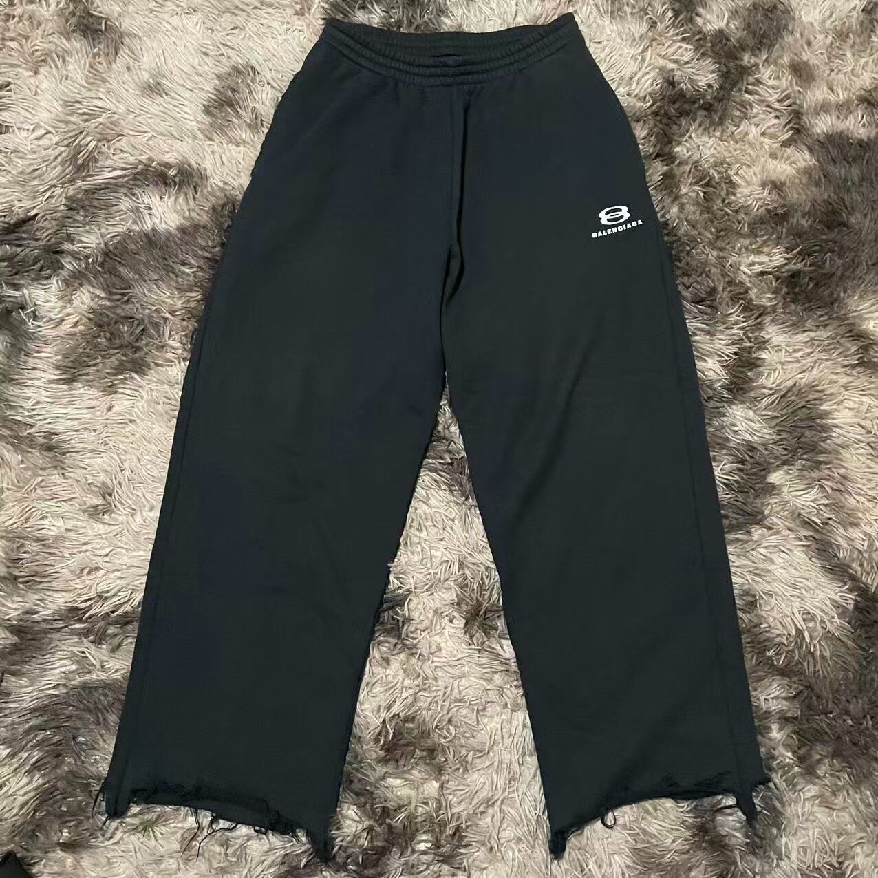 Balenciaga Frayed Logo Ski Sweatpants