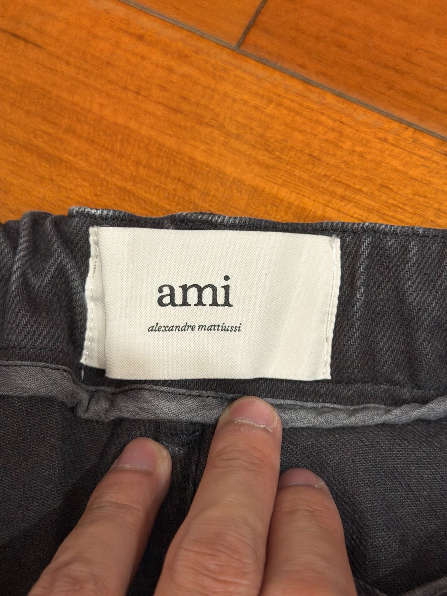 AMI Wide-Leg Denim Cargo Pants — detail