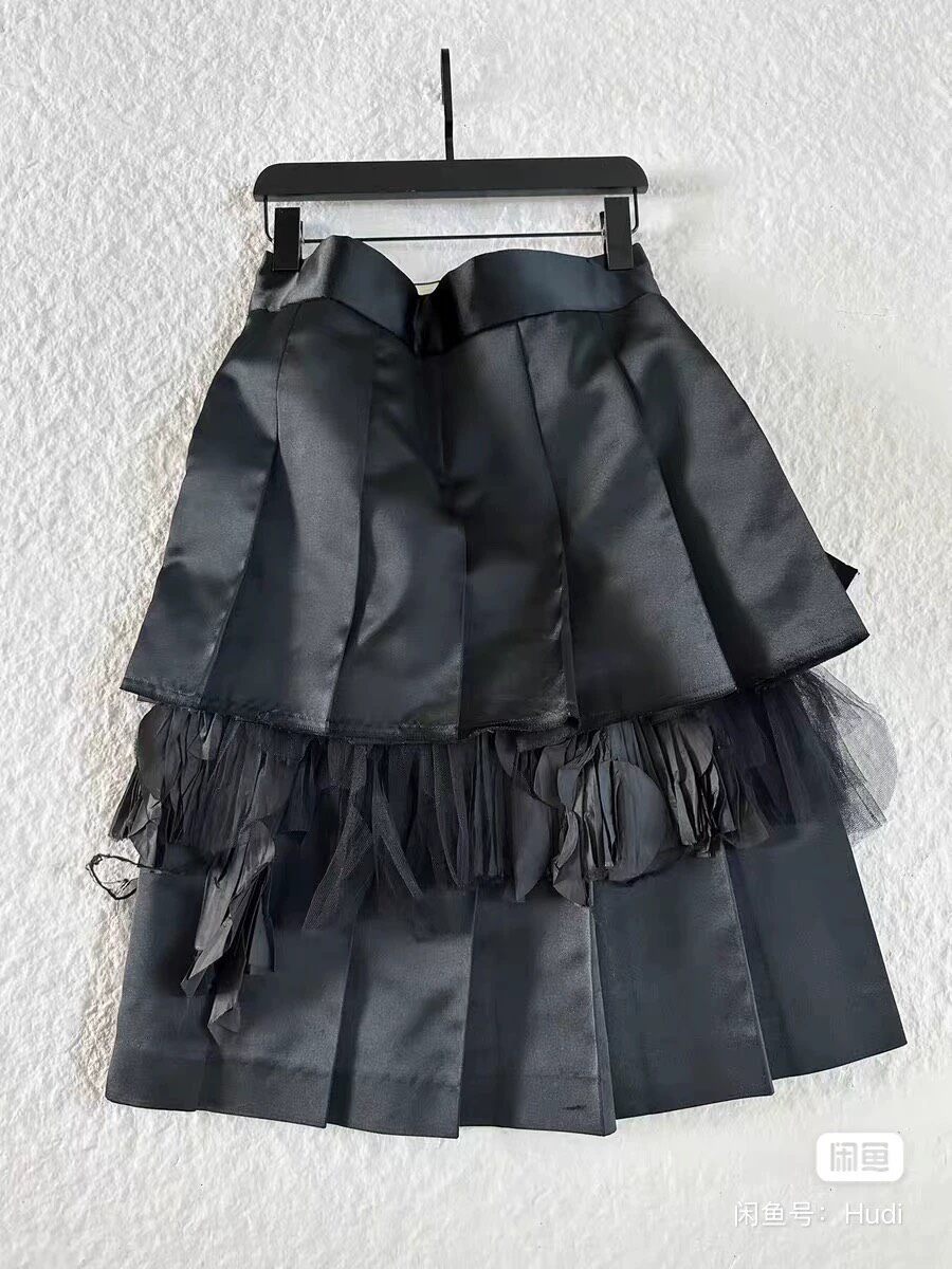 Comme des Garcons 2004 Runway Pleated Skirt — label