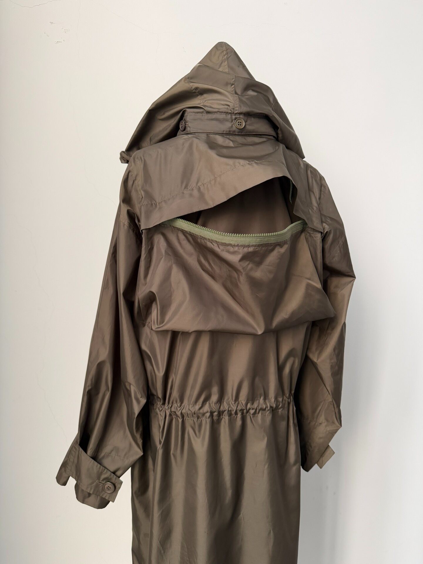 Issey Miyake 1980s Windcoat — label