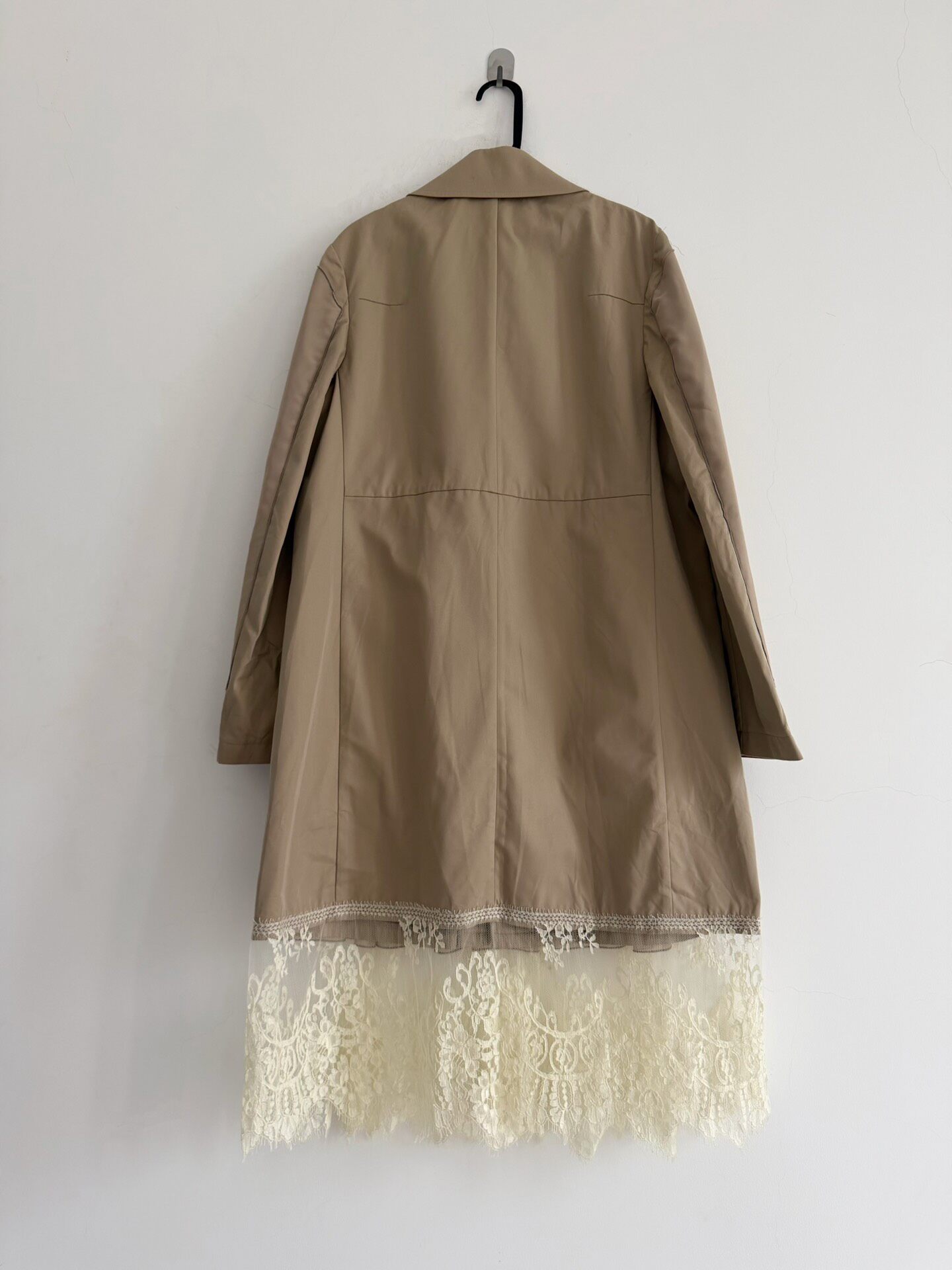 Undercover Lace Hem Trench Coat — label