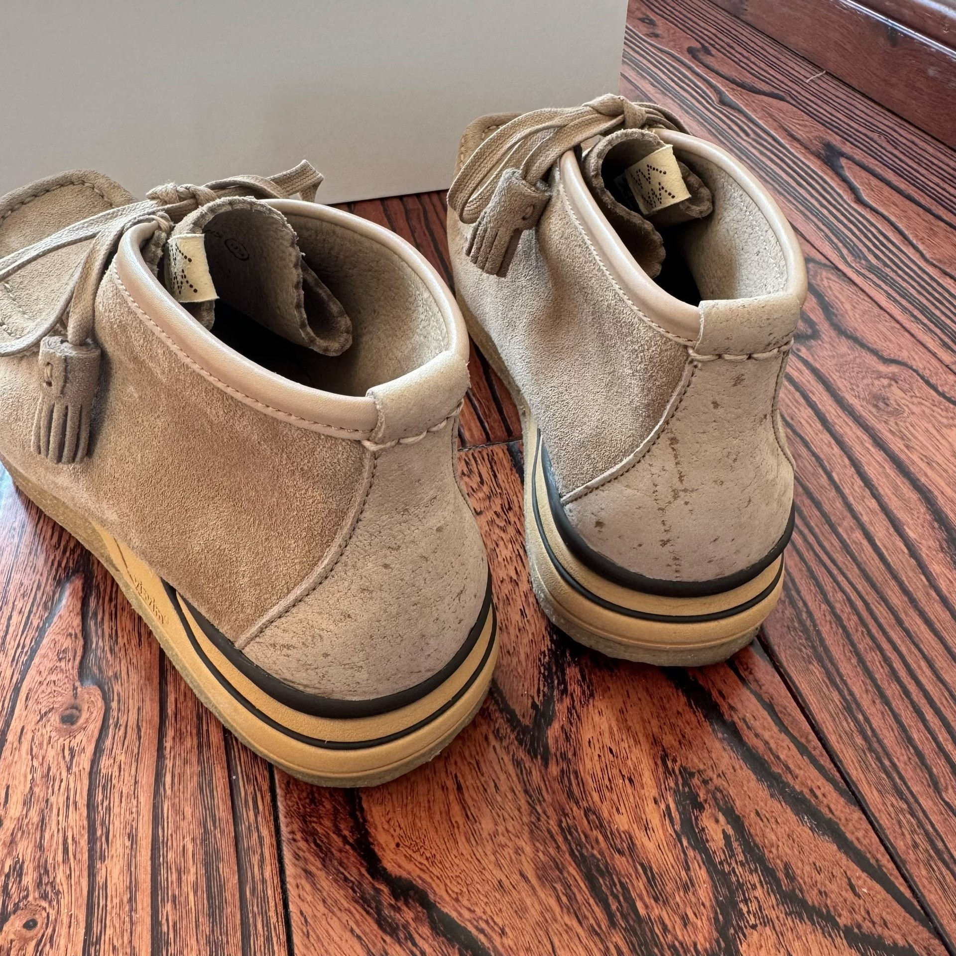 Visvim 25aw Beuys Trekker-Folk Sand Boots — label