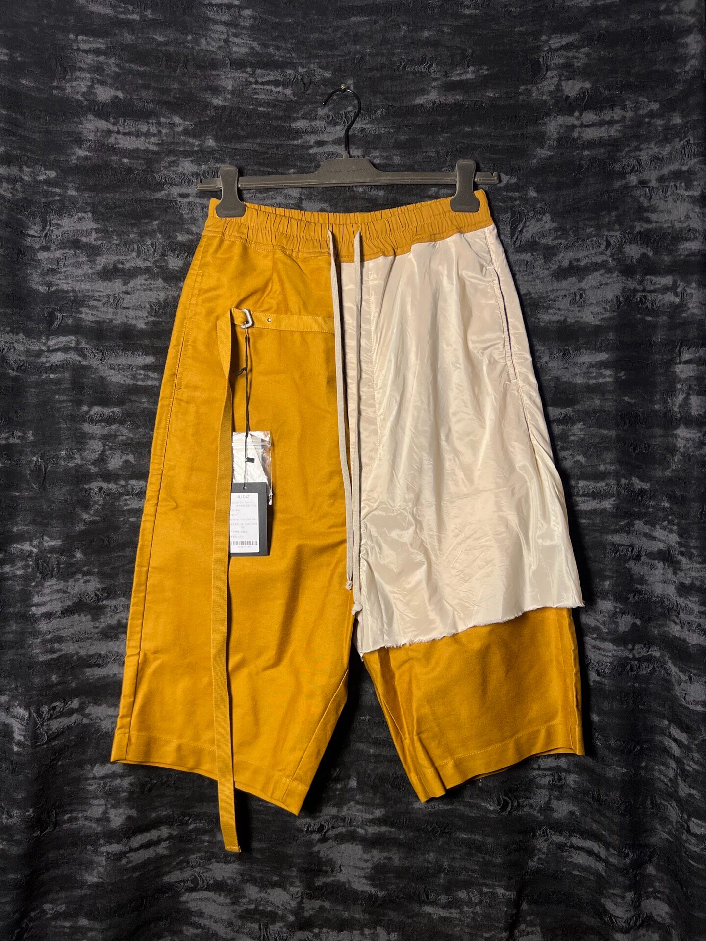RickOwens 19ss Deconstructed Silk Shorts — front