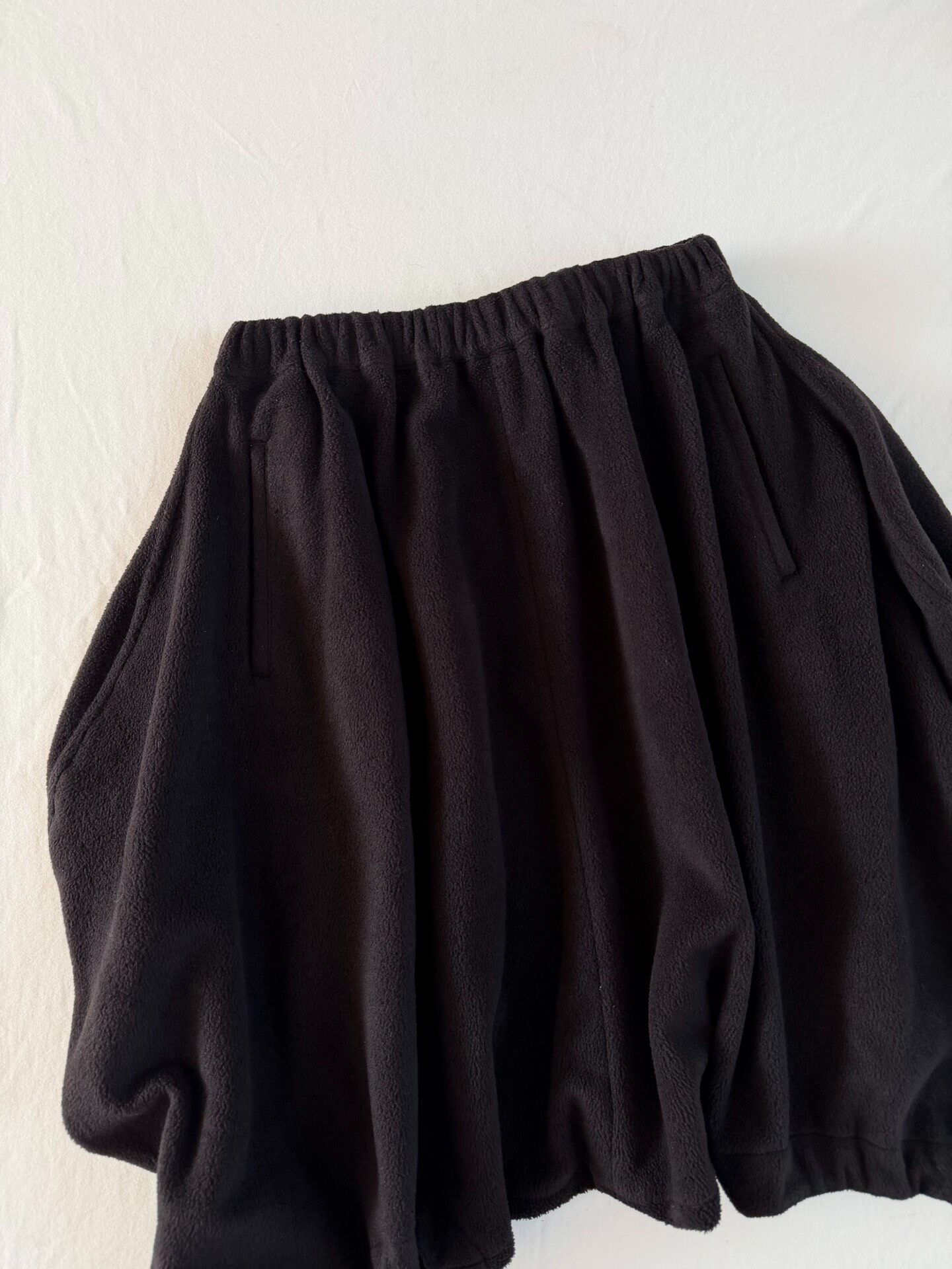 Comme des Garcons Short Fleece Balloon Skirt Pants — back