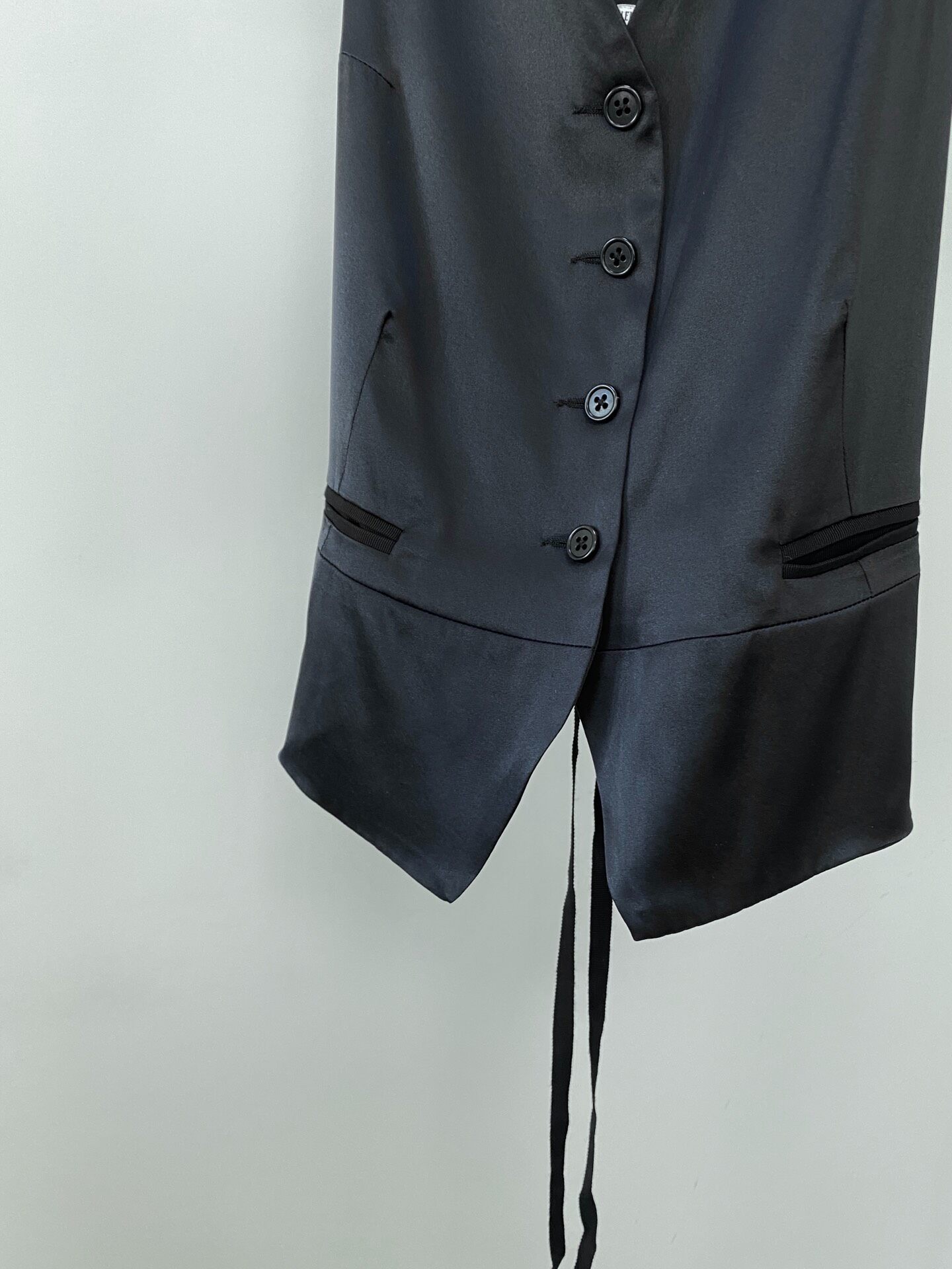 Ann Demeulemeester 2006 Spring Silk Vest — label
