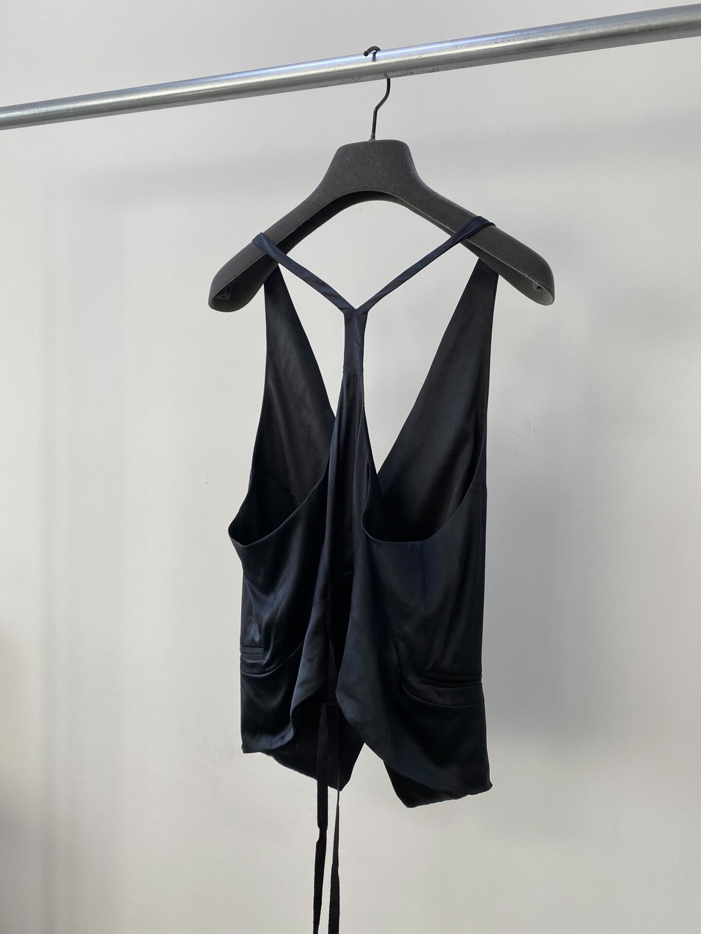 Ann Demeulemeester 2006 Spring Silk Vest — detail