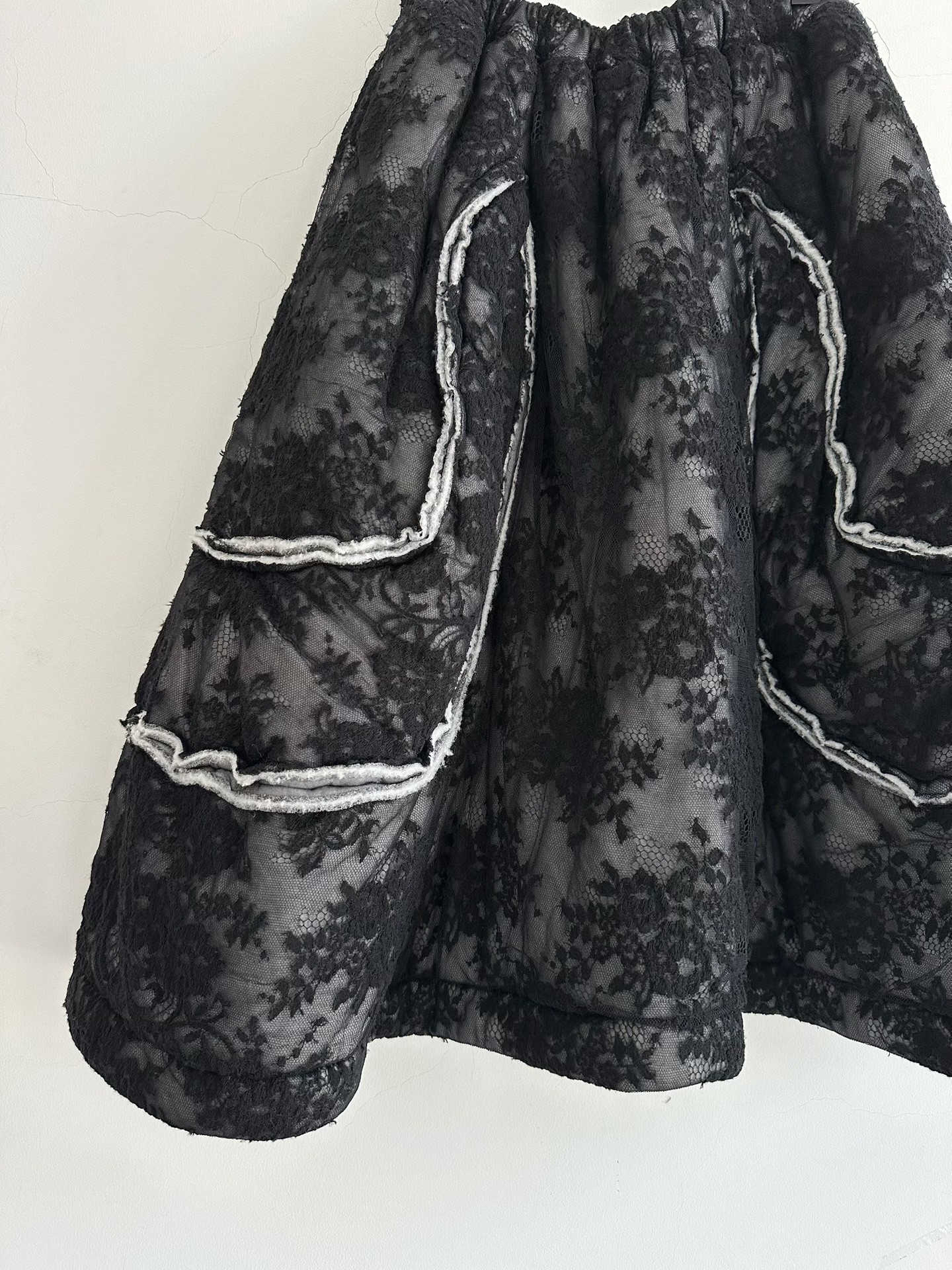 Comme des Garcons Lace Padded Skirt — front